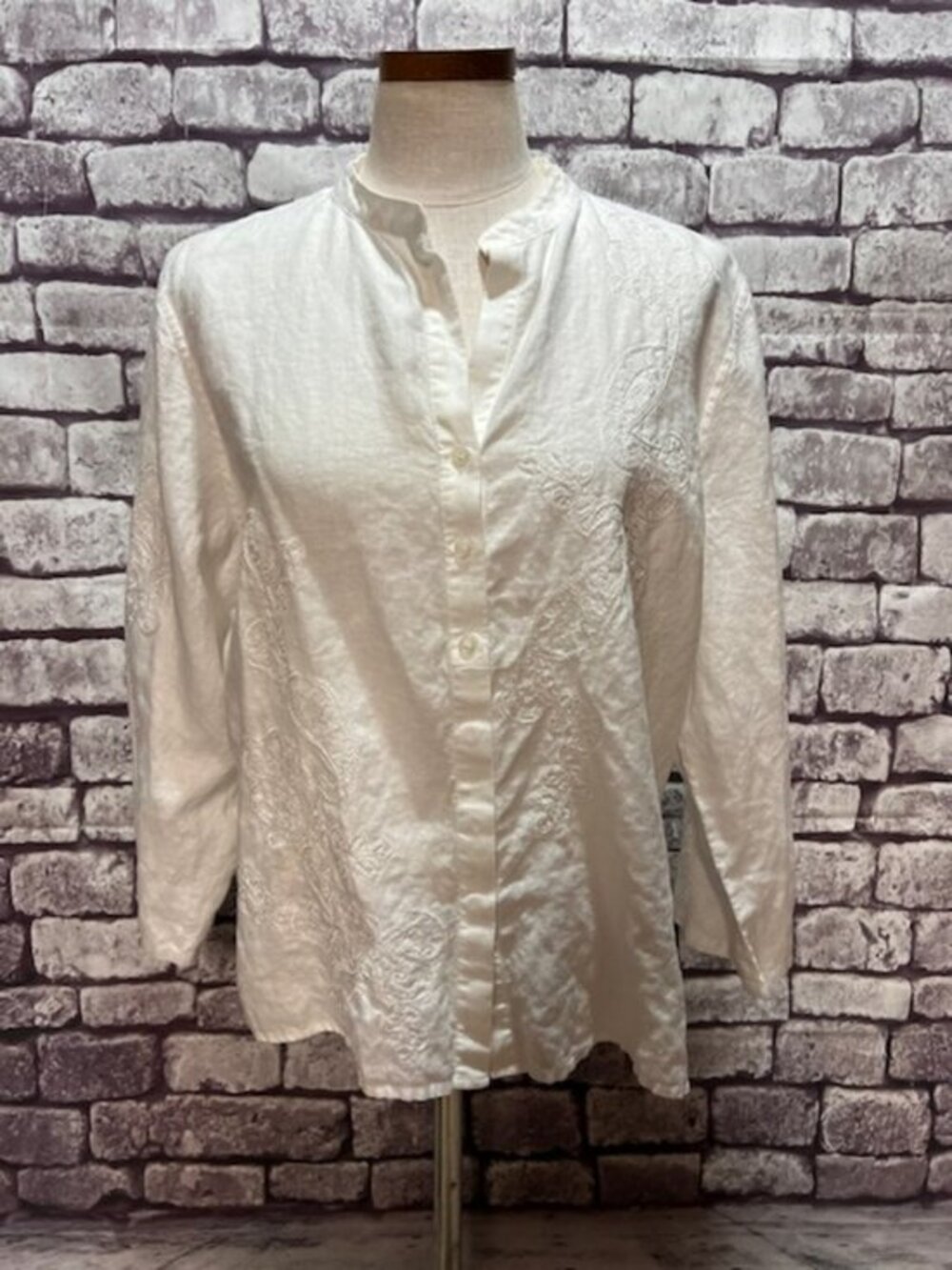 Liz Claiborne White V-Neck Blouse Size XL